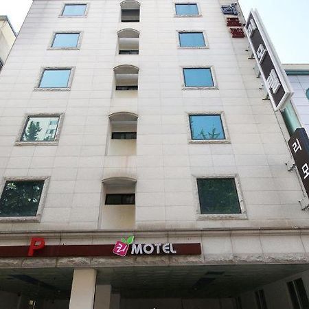 Lee Motel Yeosu Exterior photo